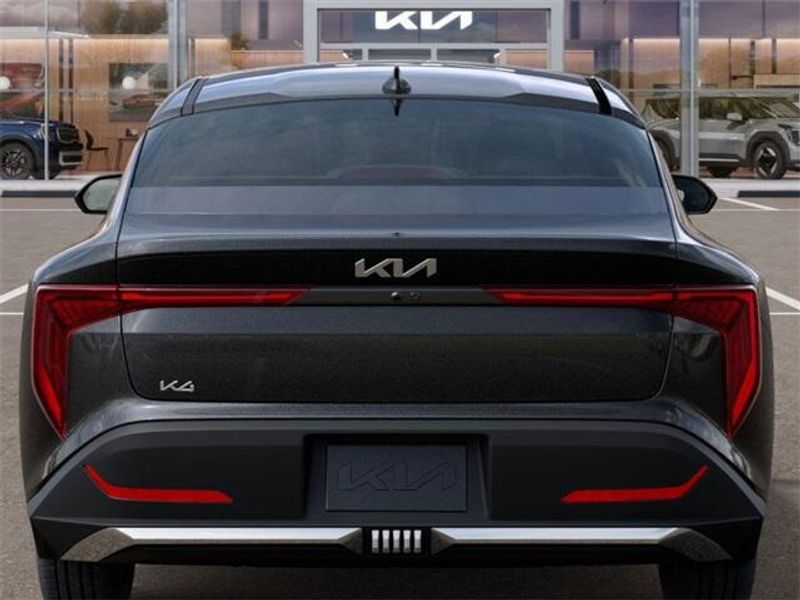 2025 Kia K4 LXImage 13