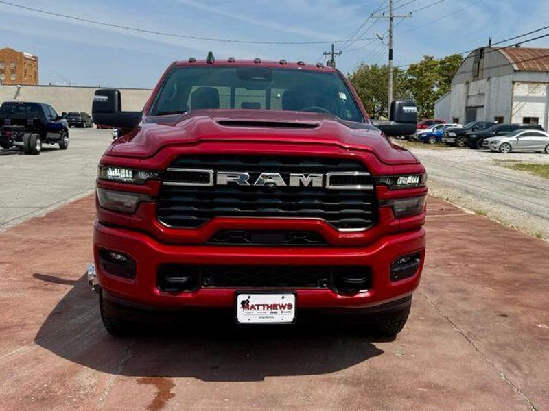 New 2027 RAM 3500 Big HornImage 2