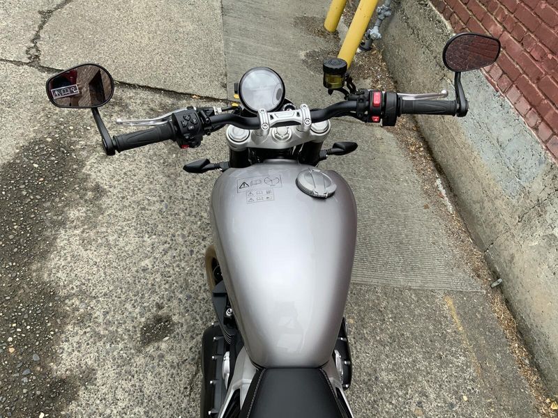 2025 Triumph SPEED TWIN 1200