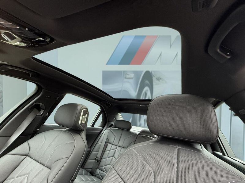 2025 BMW 7 Series 750e xDriveImage 20