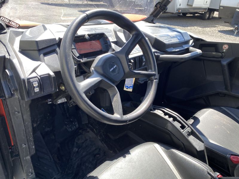 Used 2022 Can-Am MAVERICK SPORT 1000 Image 13
