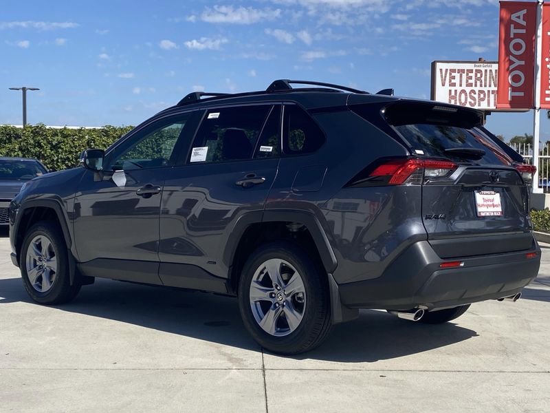New 2025 Toyota RAV4 Hybrid XLEImage 5
