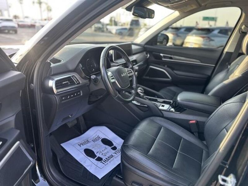 Used 2022 Kia Telluride EXImage 9