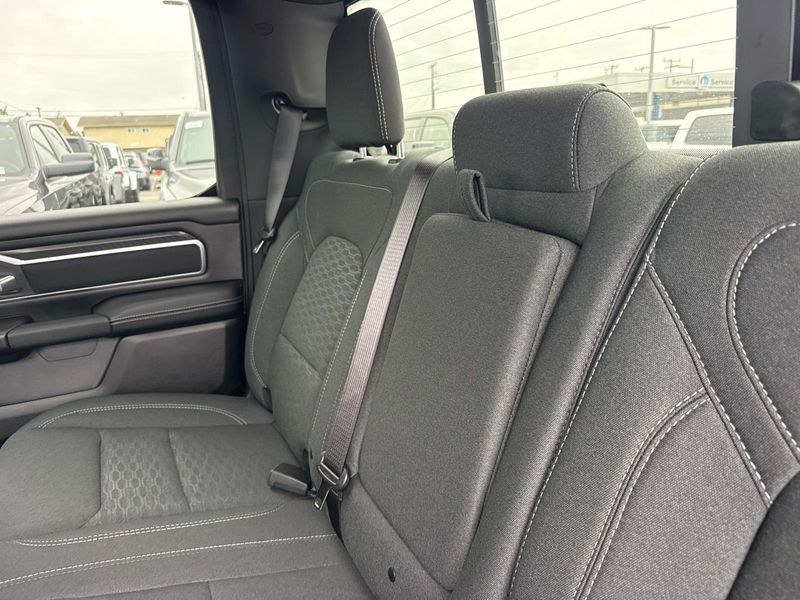 New 2026 RAM 1500 Big Horn Crew Cab 4x4 5'7' Box