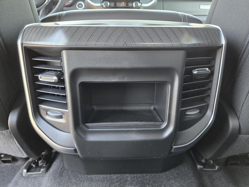 New 2026 RAM 1500 Big Horn Crew Cab 4x2 5'7' Box