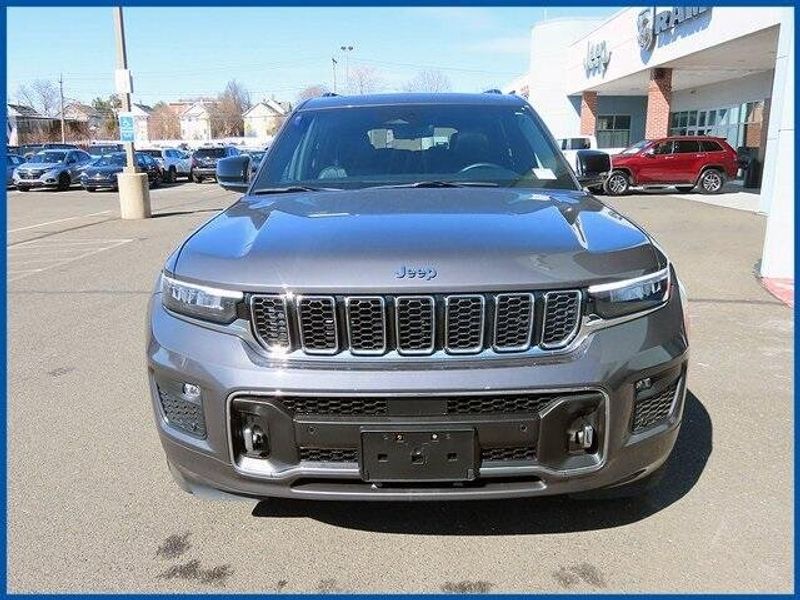 2021 Jeep Grand Cherokee L OverlandImage 3