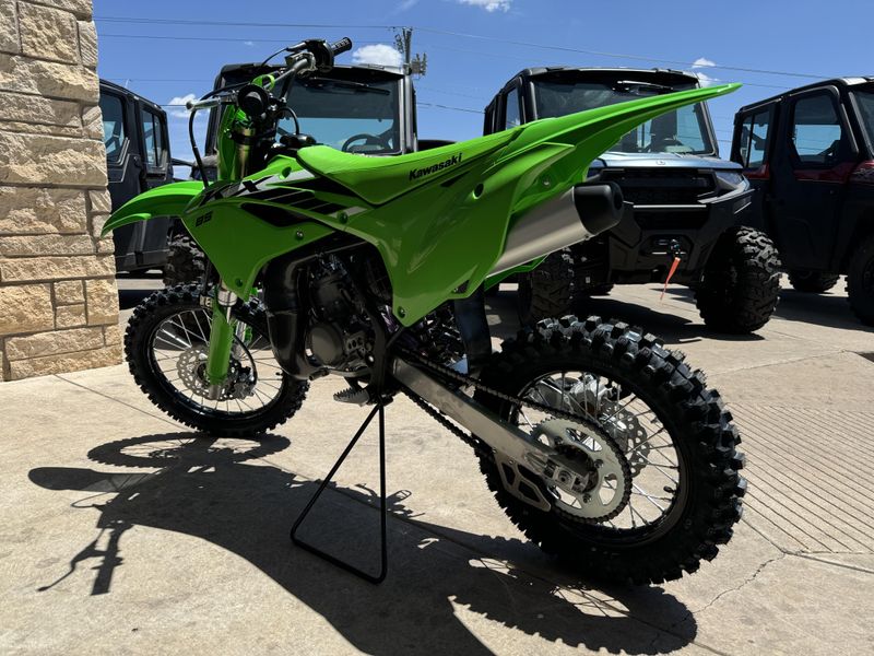 2025 Kawasaki KX 85 LIME GREENImage 5