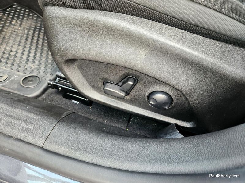 Used 2023 Jeep Renegade Latitude