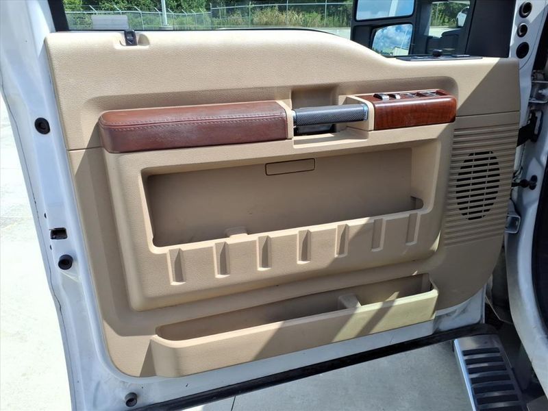 Used 2013 Ford F-250 King RanchImage 21