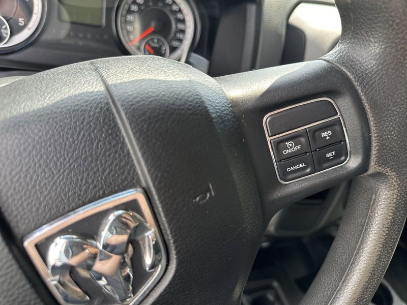 Used 2018 RAM 3500 Chassis TradesmanImage 24