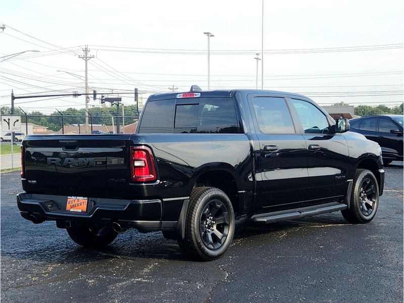 New 2026 RAM 1500 Express Crew Cab 4x4 5'7' Box