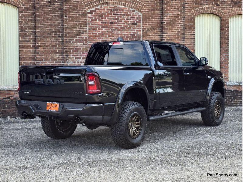 New 2026 RAM 1500 Laramie Crew Cab 4x4 5'7' Box
