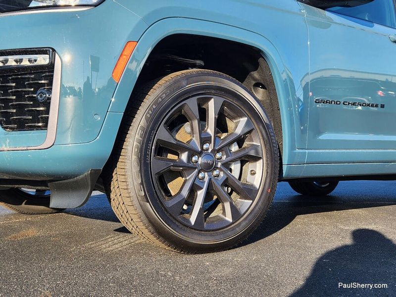 New 2026 Jeep Grand Cherokee L Limited Reserve 4x4