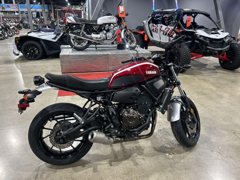 2018 Yamaha XSR700  in a RASPBERRY METALLIC exterior color. Del Amo Motorsports of Redondo Beach (424) 390-7811 delamomotorsports.com 