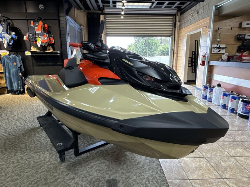 2025 Sea-Doo RXP-X 325 Image 1