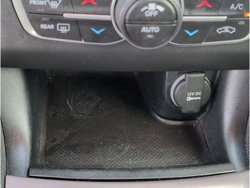 Used 2023 Dodge Charger GTImage 16