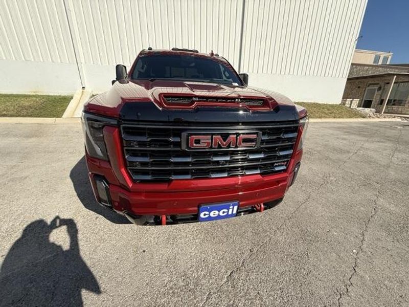 2024 Gmc Sierra 2500 HD AT4 photo 3