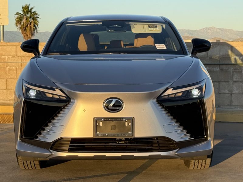 New 2026 Lexus RZ 350eImage 6