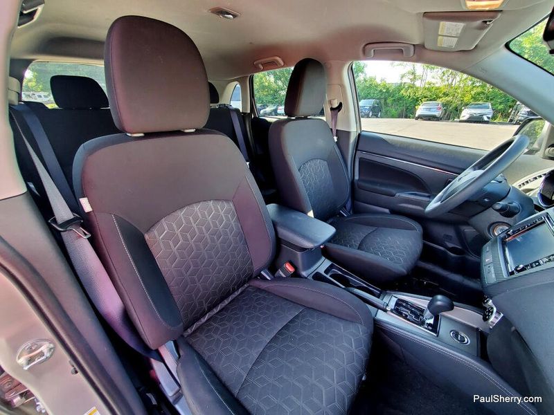 Used 2025 Mitsubishi Outlander Sport SE