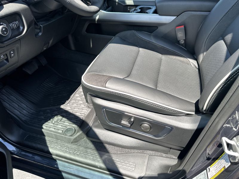 2025 RAM 1500 Laramie Crew Cab 4x4 5