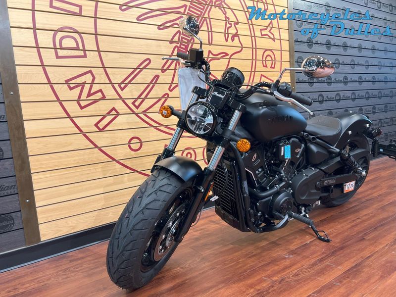 New 2025 Indian Motorcycle Scout Bobber Sixty Ltd Image 4