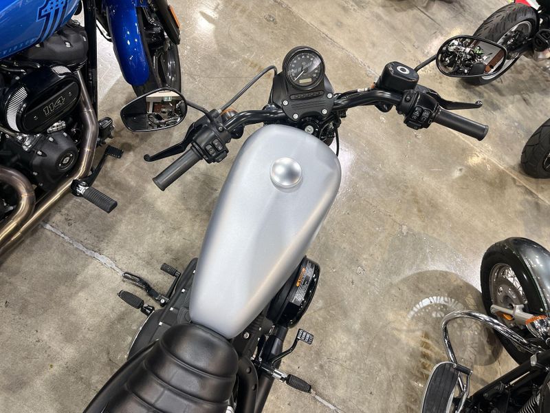 Used 2020 Harley-Davidson SPORTSTER IRON 883 Image 15