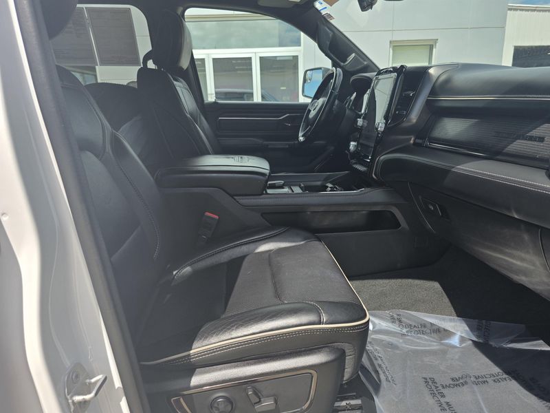 Used 2022 RAM 1500 LimitedImage 18