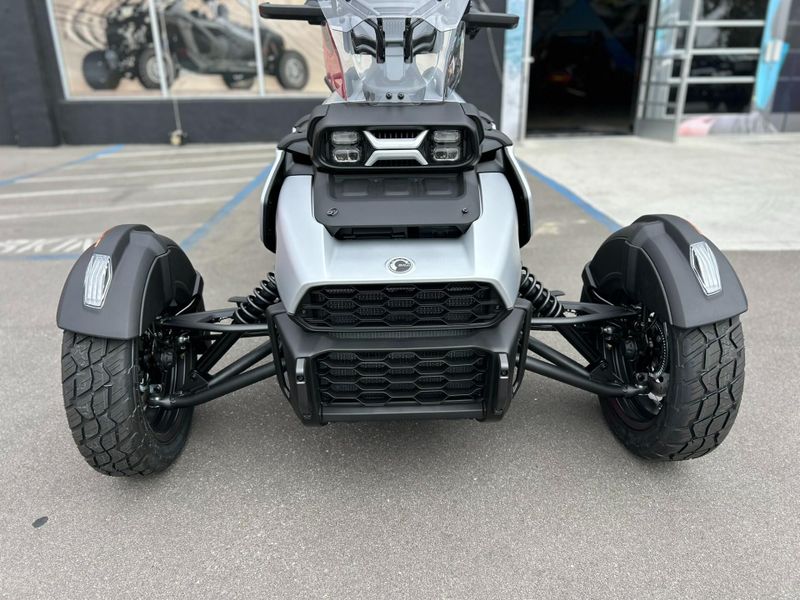 New 2026 Can-Am CANYON STANDARD Image 23