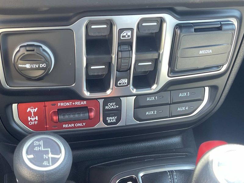 New 2026 Jeep Wrangler 4-door Rubicon