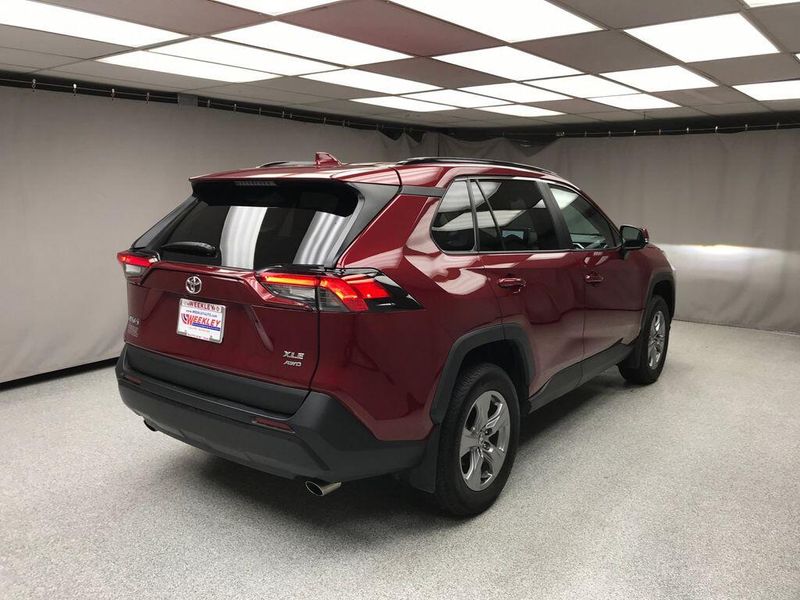 Used 2025 Toyota RAV4 XLEImage 15
