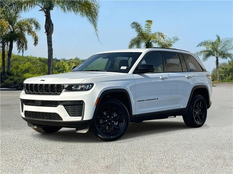 New 2026 Jeep Grand Cherokee Laredo Altitude 4x4