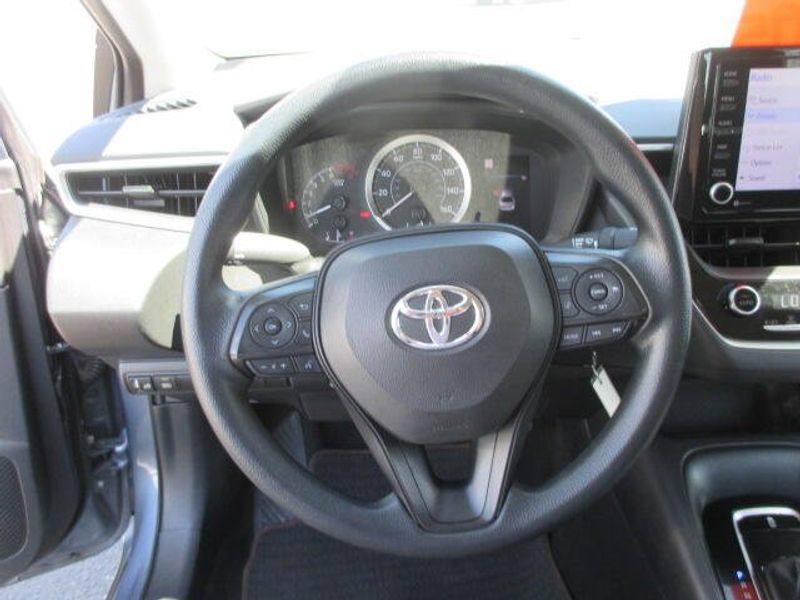 2022 Toyota Corolla LEImage 18