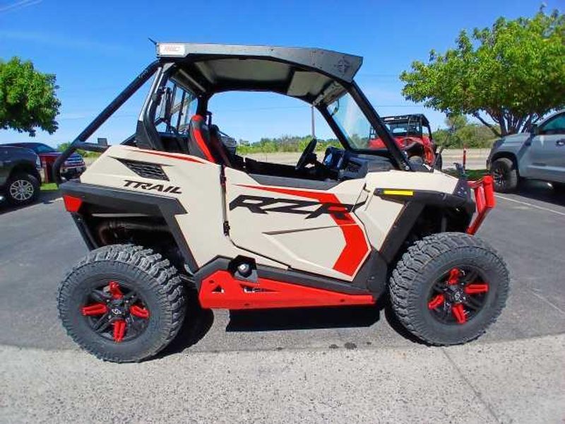 2025 Polaris RZR TRAIL ULTIMATE 