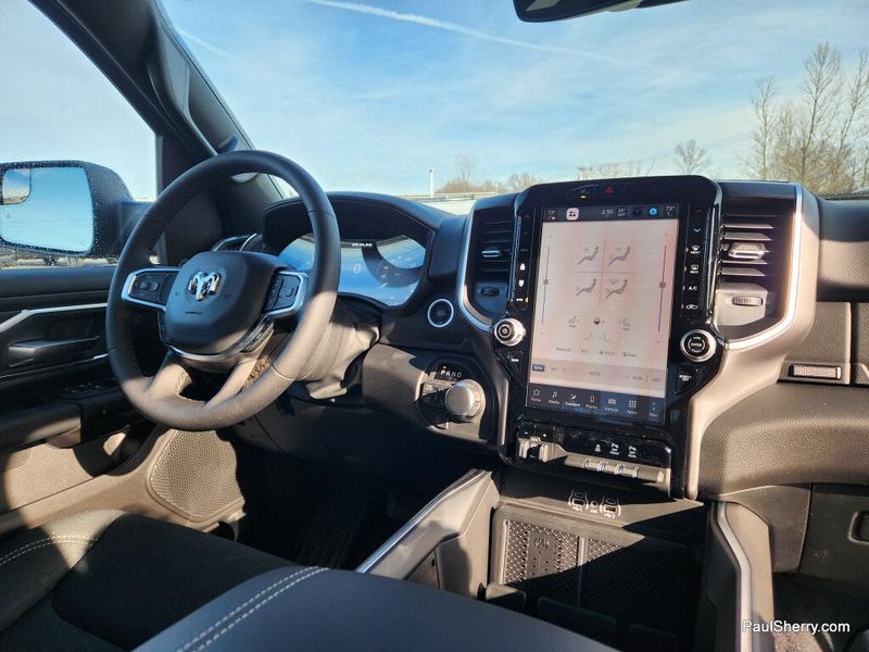 New 2026 RAM 1500 Big Horn Crew Cab 4x4 5'7' Box