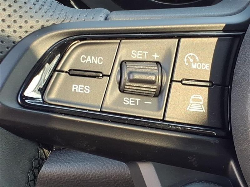 New 2026 Alfa Romeo Tonale Veloce AwdImage 18