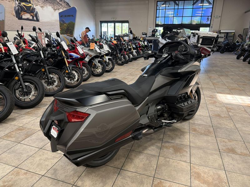 New 2026 Honda GOLDWING DCT Image 17