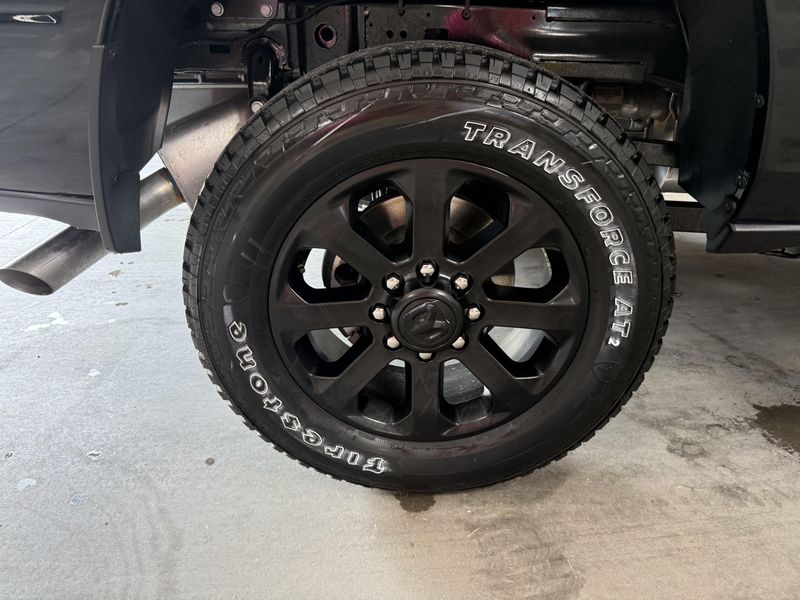 New 2026 RAM 2500 Black Express Crew Cab 4x4 6