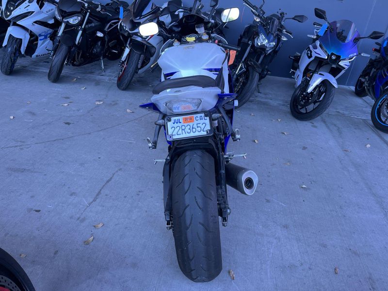 Used 2014 Yamaha YZF-R6 CA Image 26