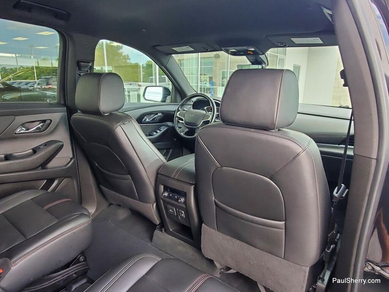 Used 2022 Chevrolet Traverse RS