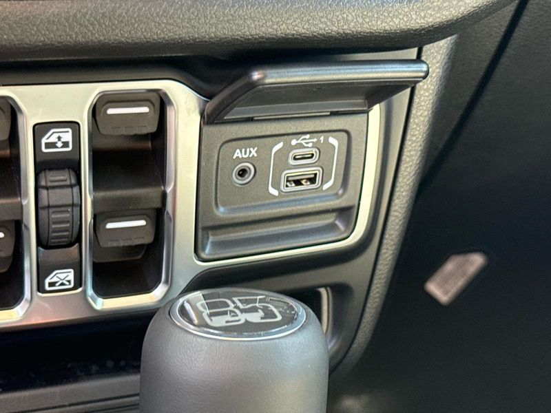 New 2026 Jeep Wrangler 4-door 85th Anniversary Edition