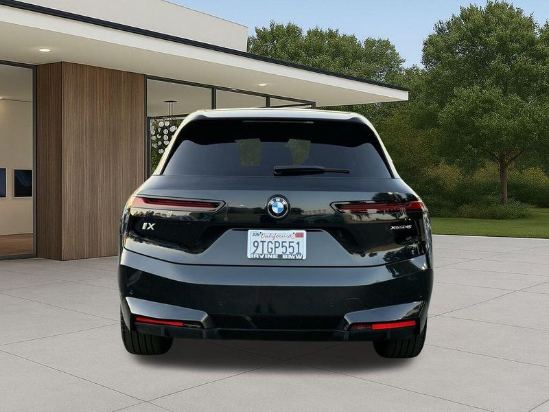 Used 2026 BMW iX xDrive45Image 9