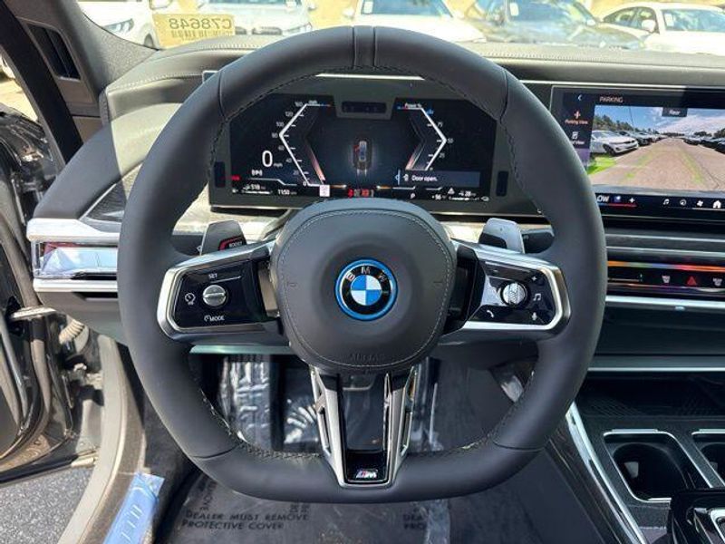 New 2026 BMW 7 Series 750e xDriveImage 20