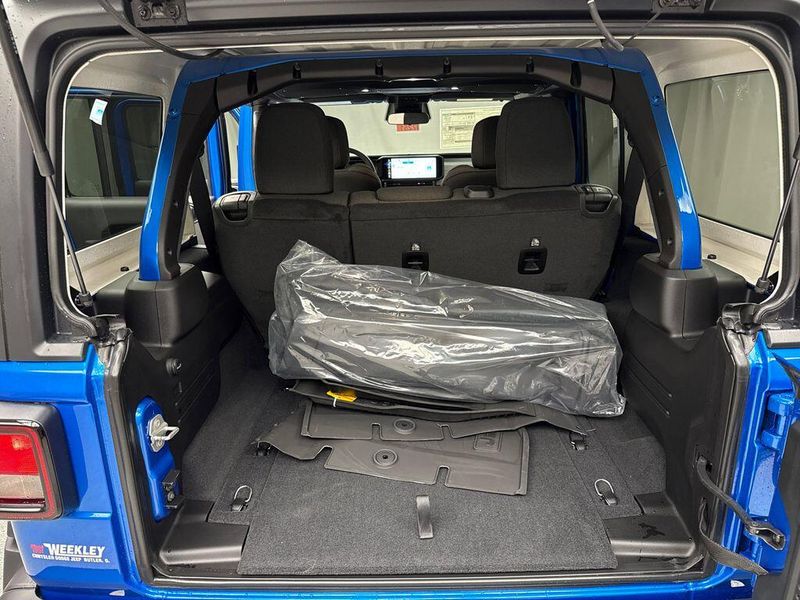 New 2026 Jeep Wrangler 4-door WillysImage 15