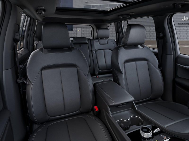 New 2026 Jeep Grand Cherokee Limited 4x4