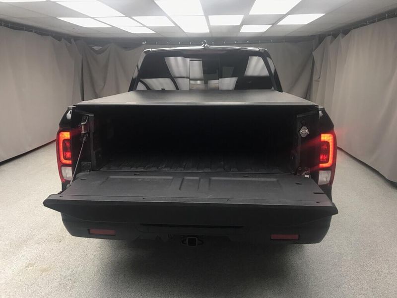 Used 2019 Honda Ridgeline Black EditionImage 4