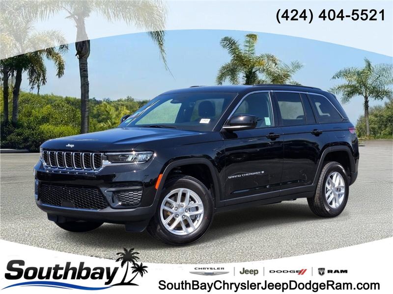 New 2026 Jeep Grand Cherokee Laredo 4x2