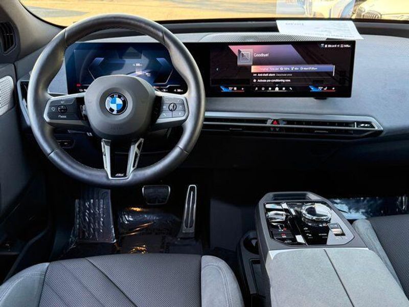 Used 2026 BMW iX xDrive60Image 33