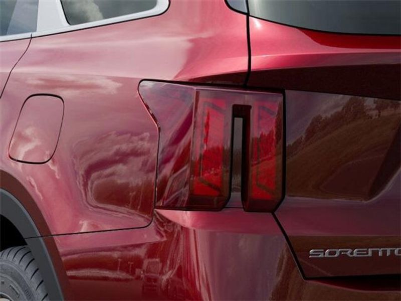 2025 Kia Sorento SImage 11