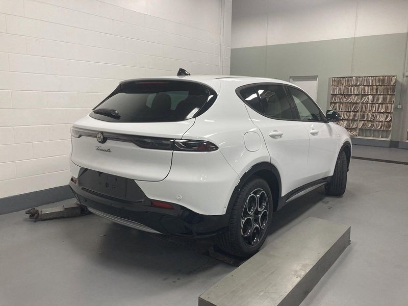 New 2024 Alfa Romeo Tonale Ti EawdImage 5
