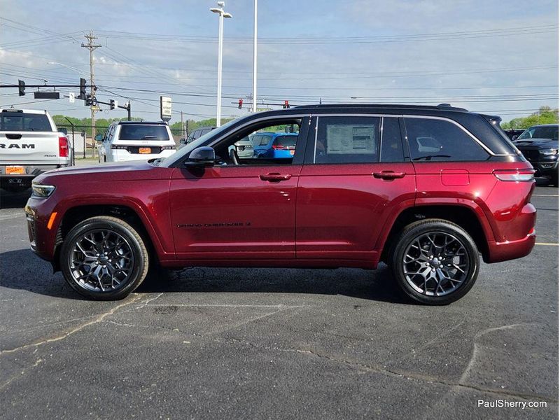New 2026 Jeep Grand Cherokee Summit 4x4